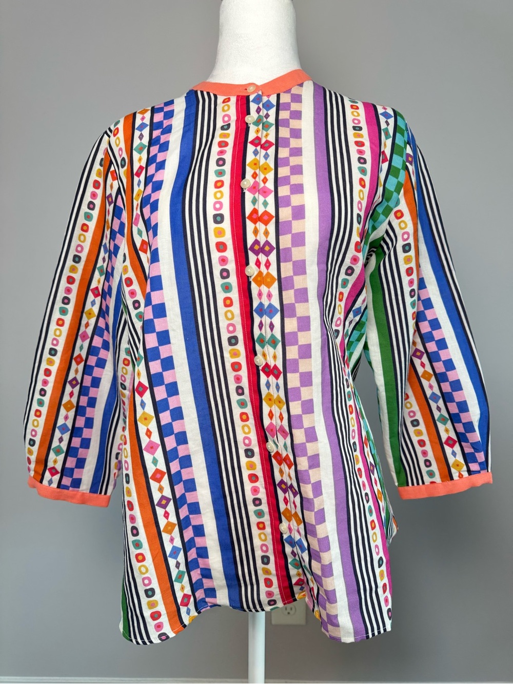 Vilagallo Linen Shirt Fun Geometric Stripe Button Front Blouse Rare Artsy Retro